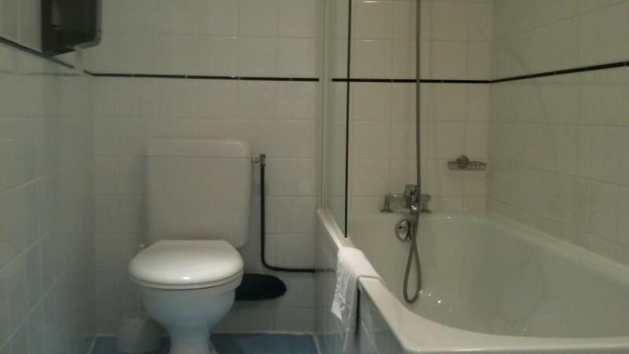 Photo of Bathroom in Centre Ville