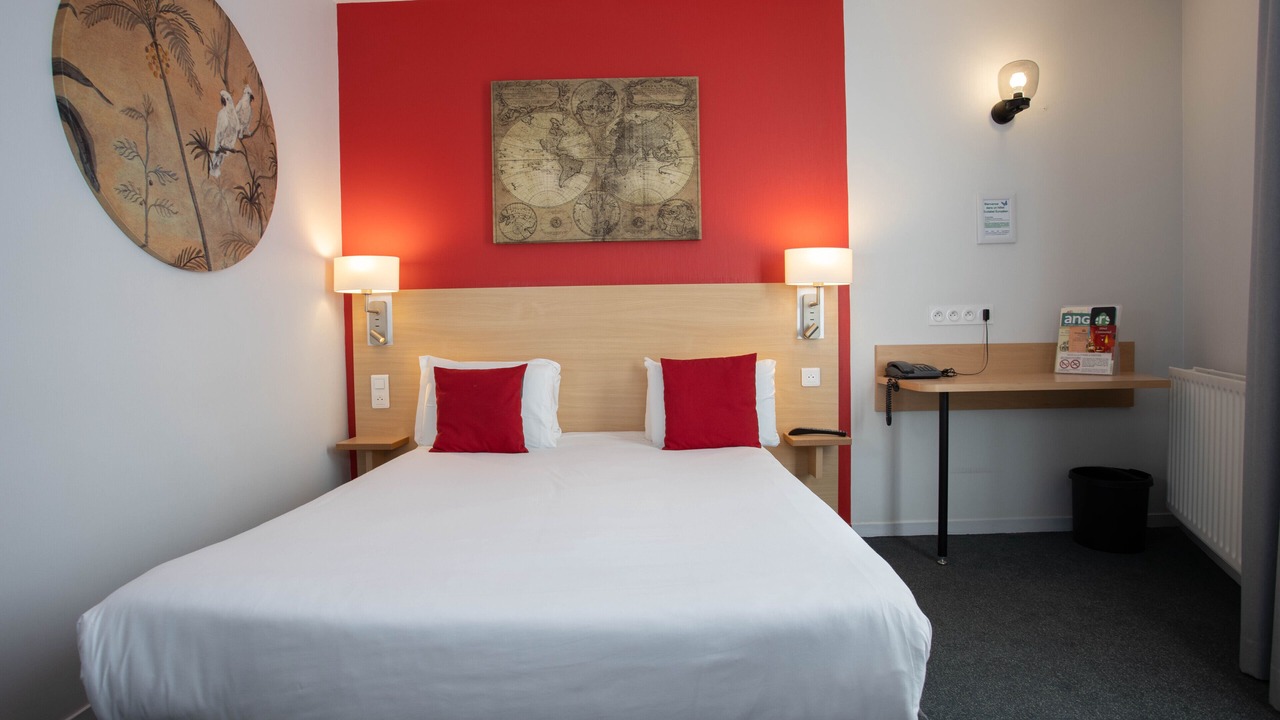 Photo of Bedroom in Downtown Angers