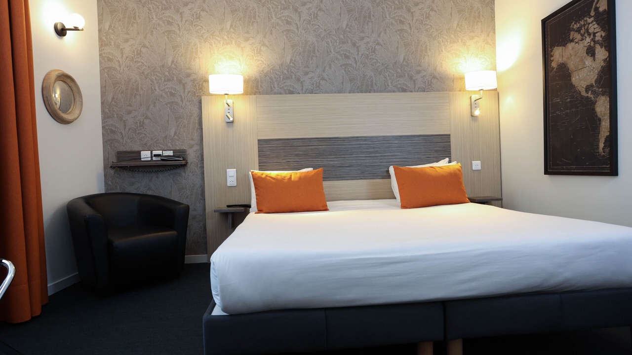 Photo of Bedroom in Downtown Angers