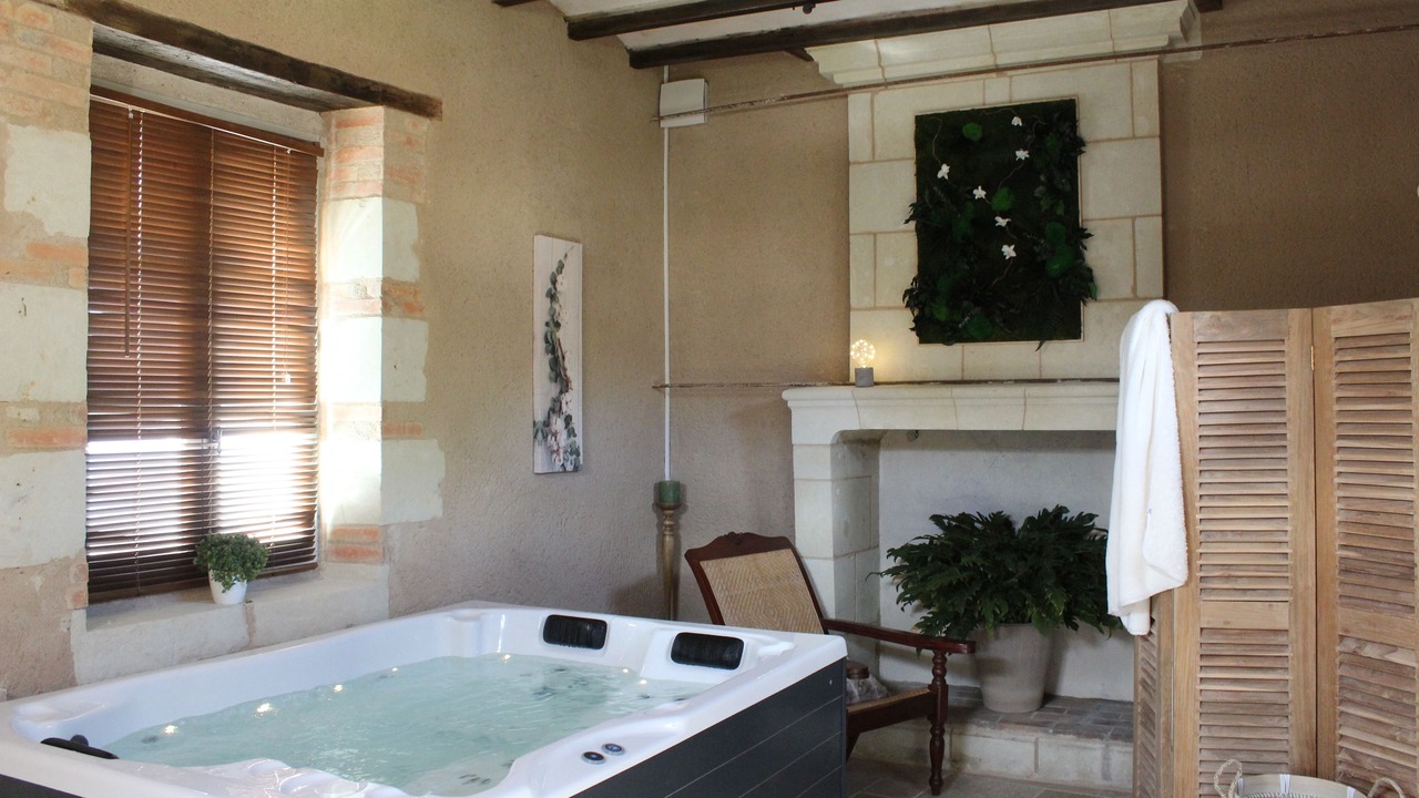 Photo of Others in Le Puy-Notre-Dame