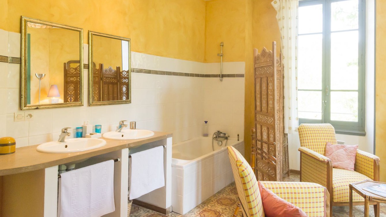 Photo of Bathroom in Cascastel-des-Corbieres