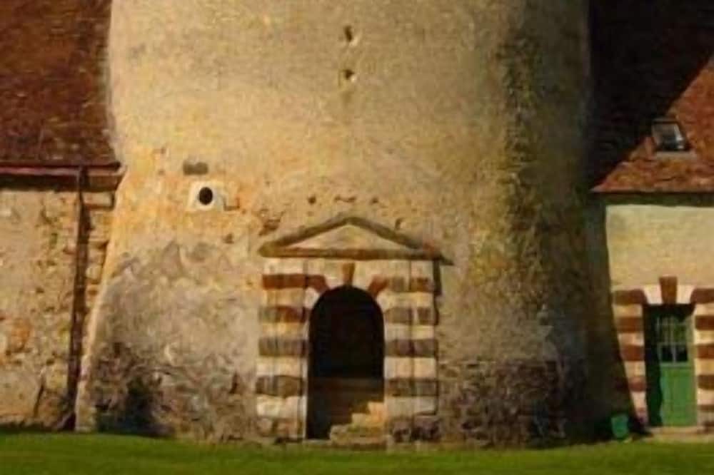 Photo of Outdoor in Sens-Beaujeu