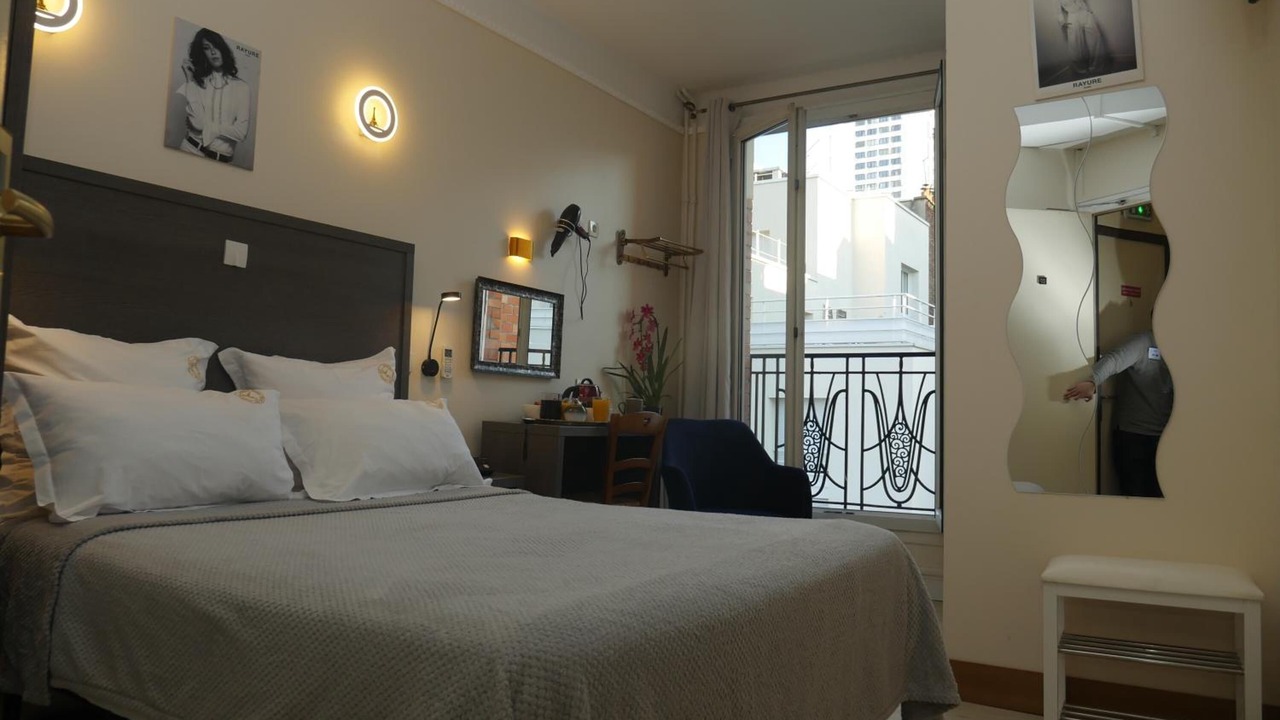 Photo of Bedroom in 13th Arrondissement