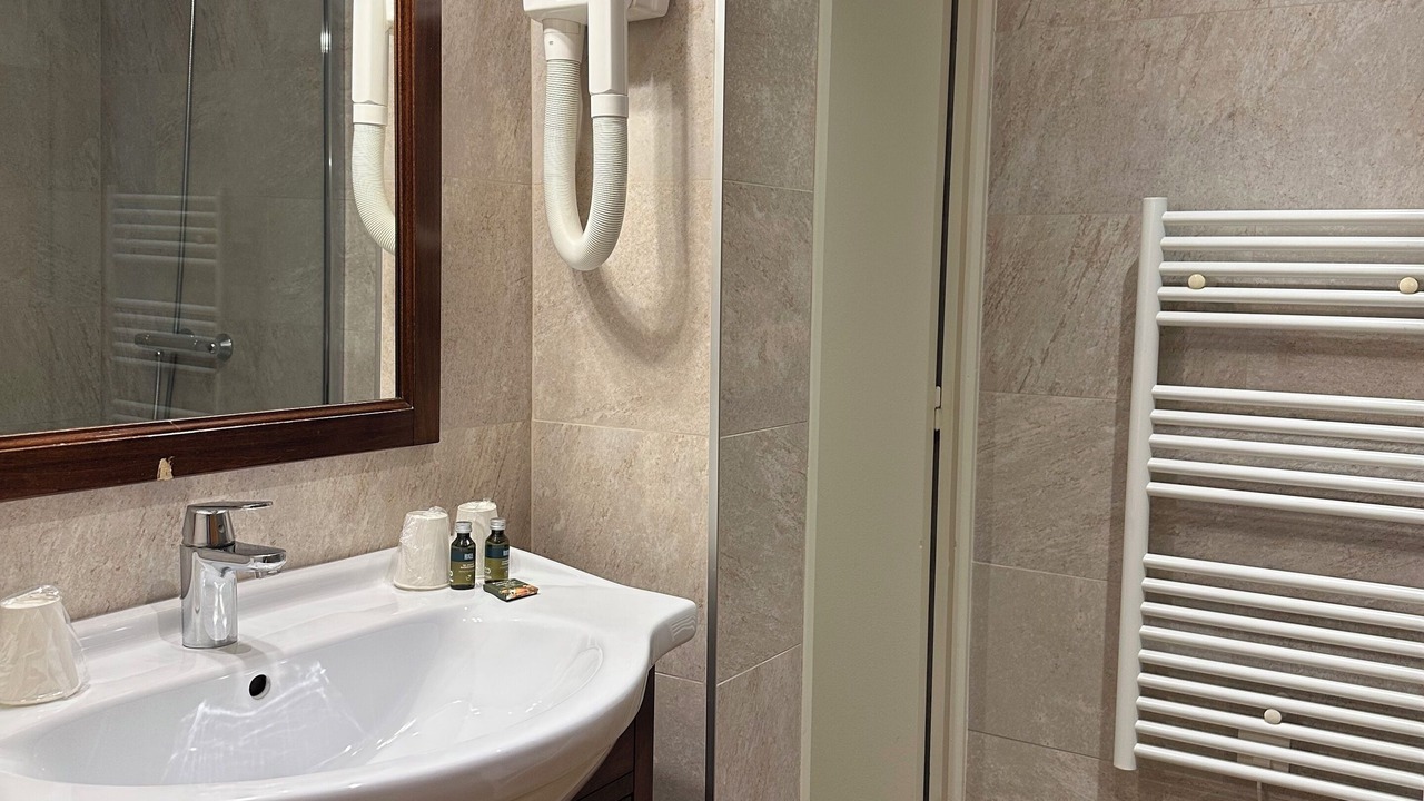 Photo of Bathroom in Beaune