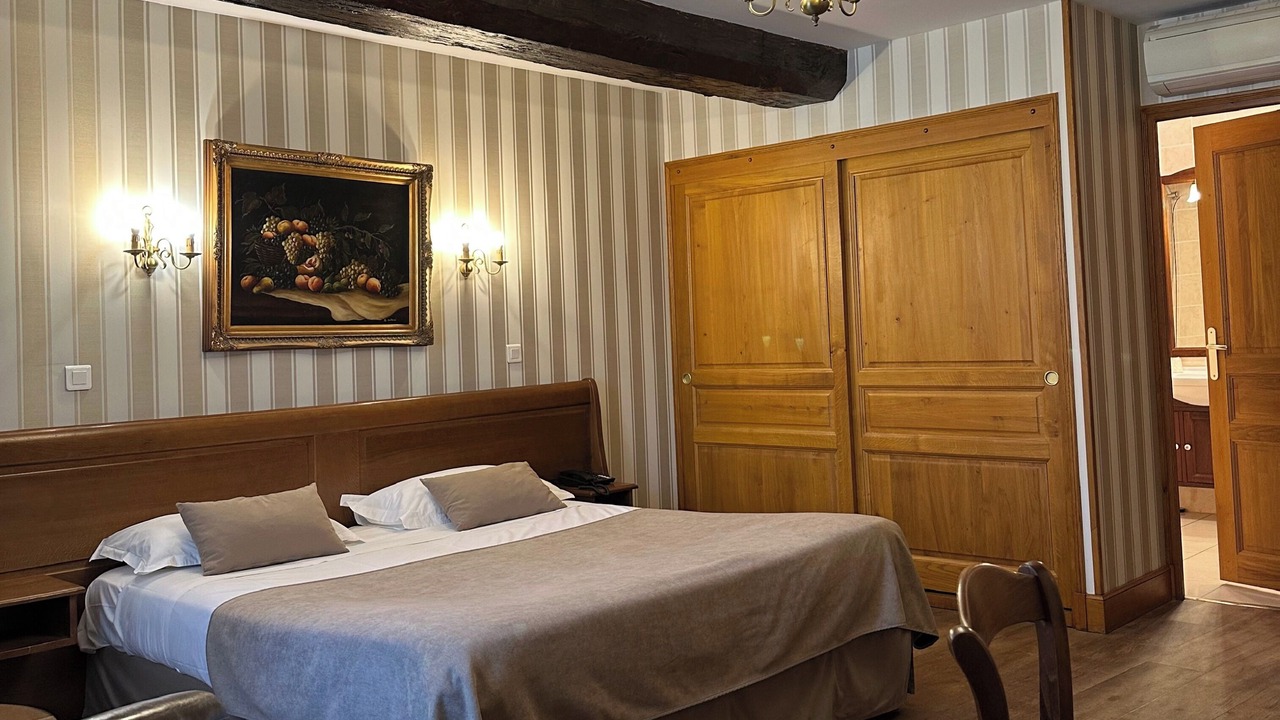 Photo of Bathroom in Beaune