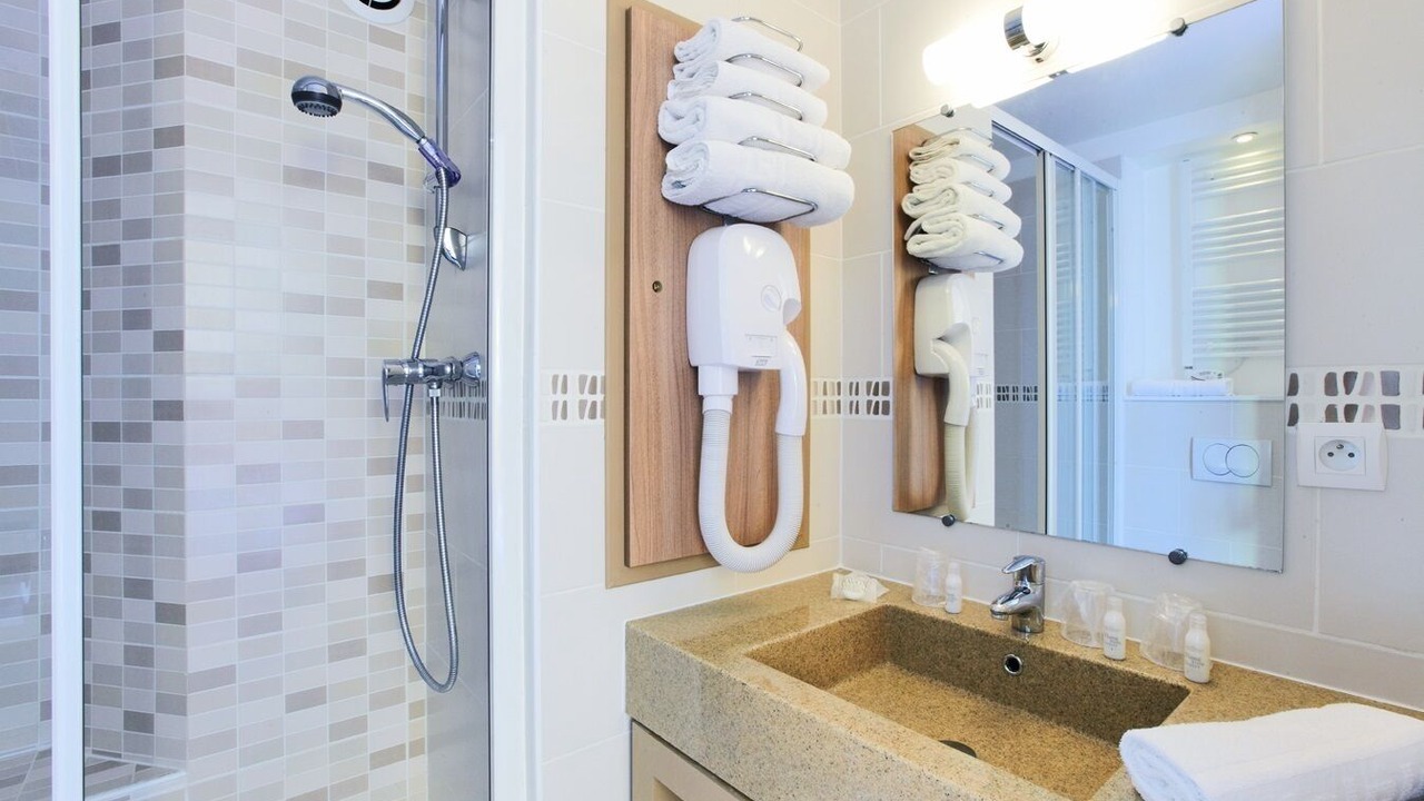 Photo of Bathroom in Etaples