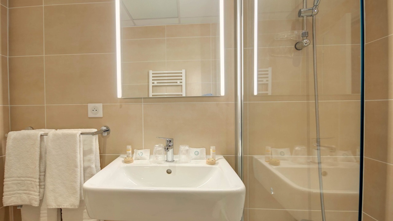 Photo of Bathroom in Salon-de-Provence