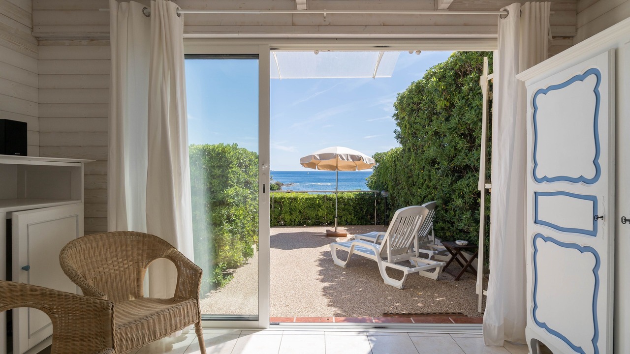 Photo of Bedroom in Saint-Aygulf