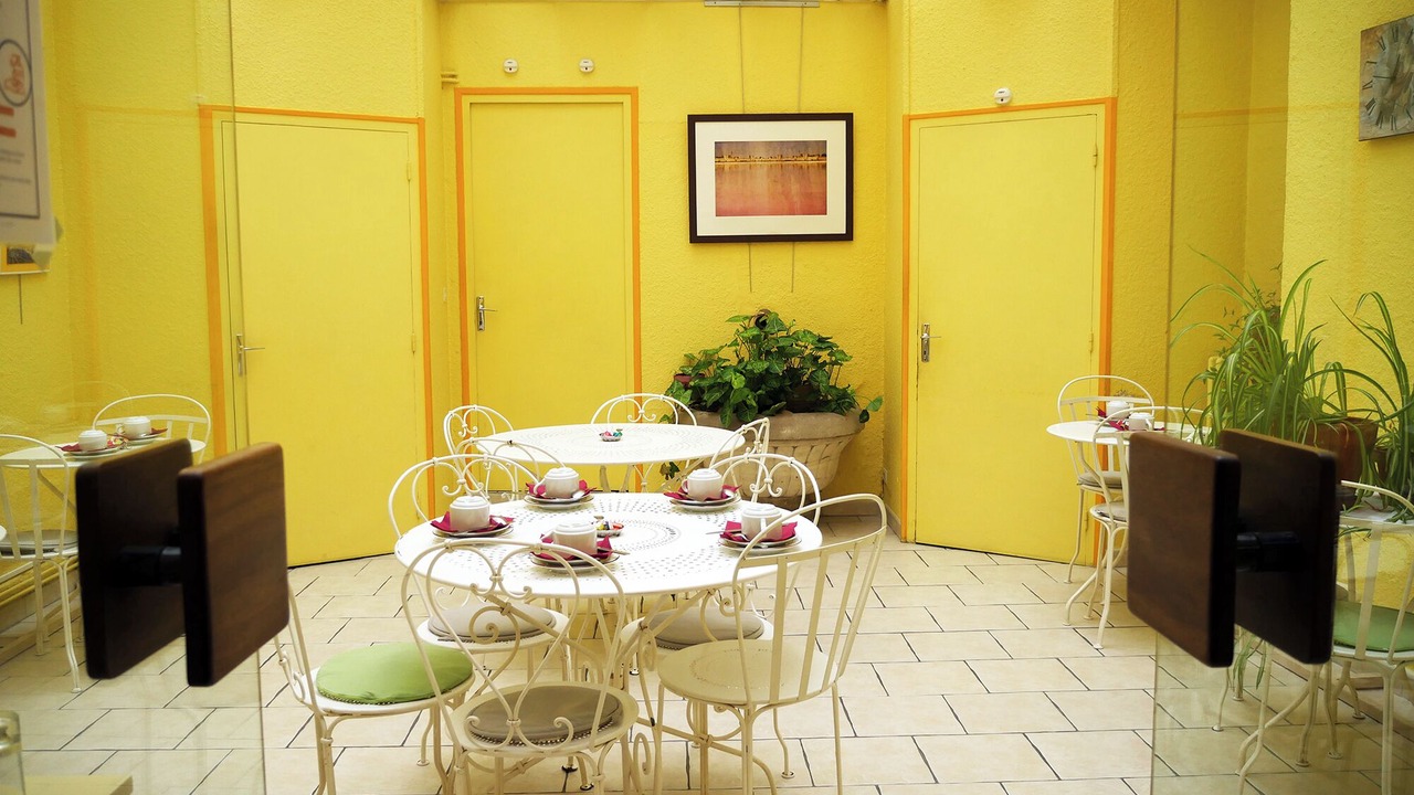 Photo of Patio Balcony in Centre