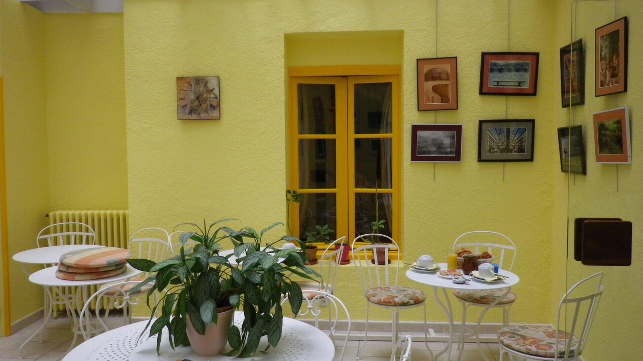 Photo of Patio Balcony in Centre