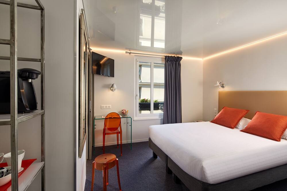 Photo of Bedroom in Arts-et-Metiers