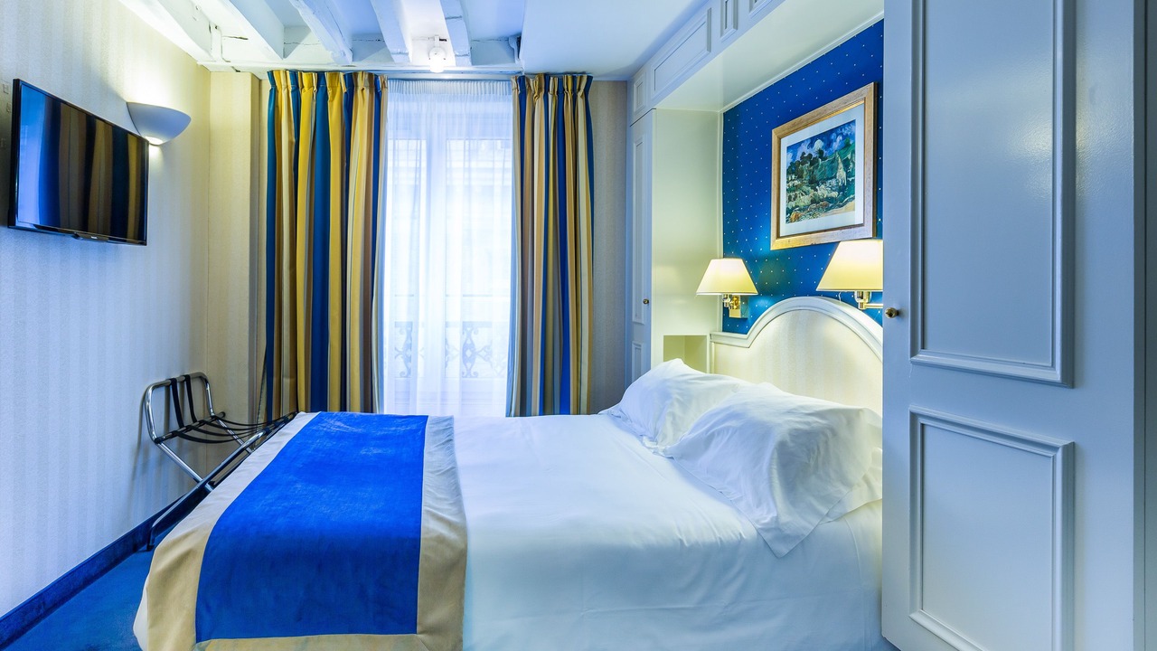 Photo of Bedroom in Arts-et-Metiers