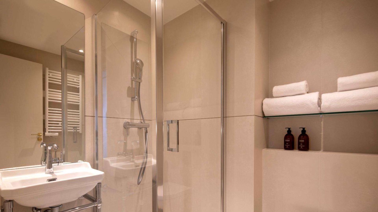 Photo of Bathroom in Les Iles
