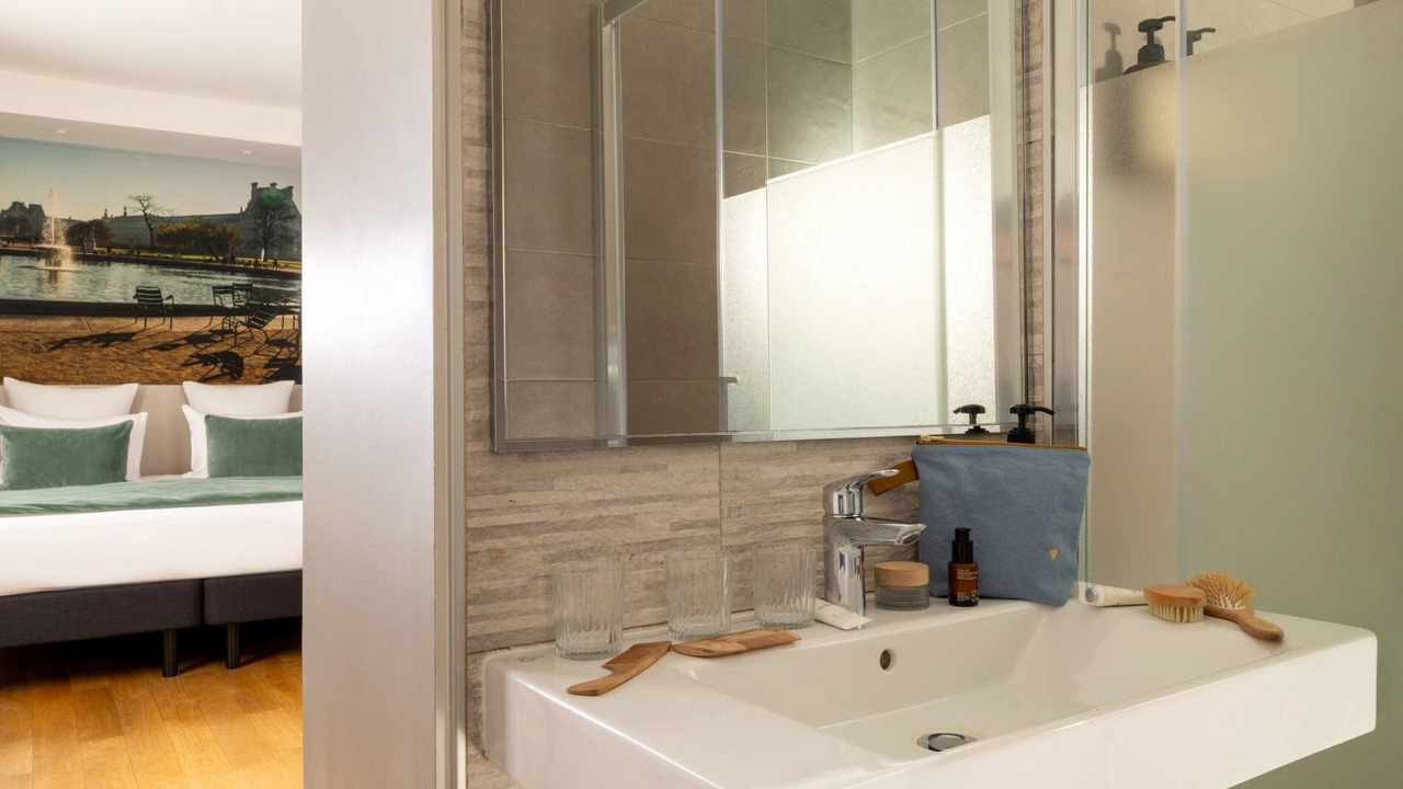 Photo of Bathroom in 10th Arrondissement