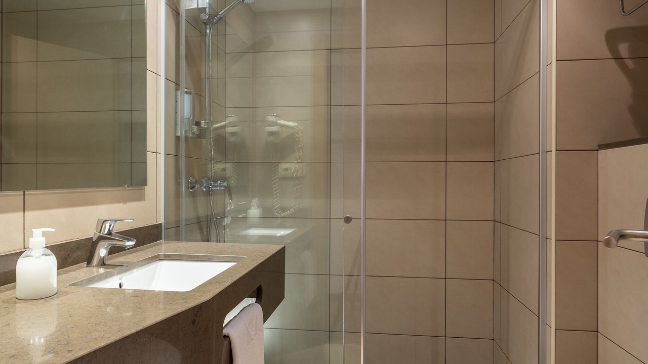 Photo of Bathroom in Lloret Town Center