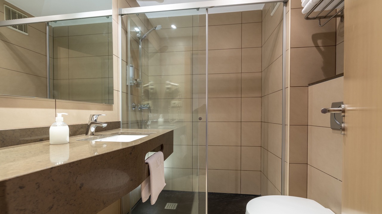 Photo of Bathroom in Lloret Town Center