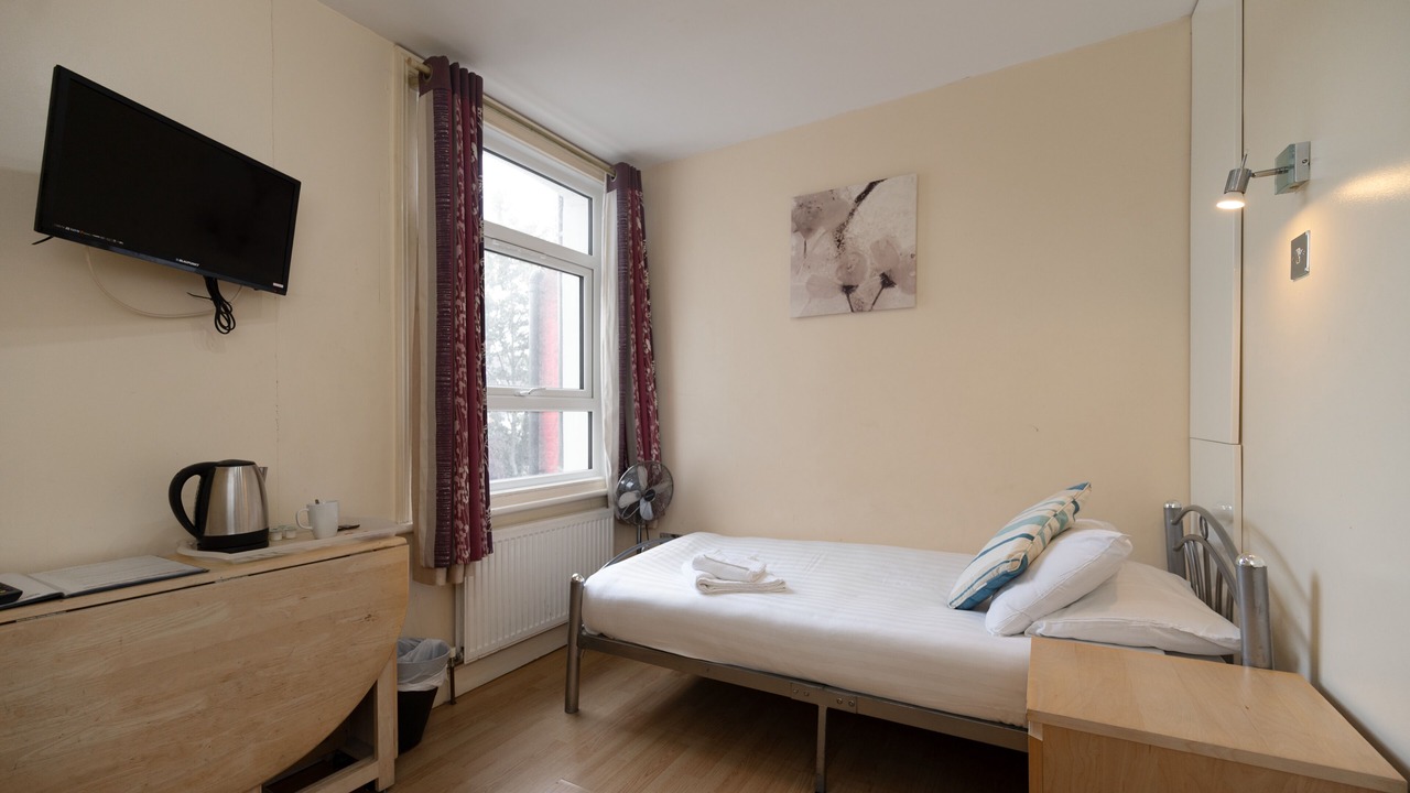 Photo of Bathroom in Tooting