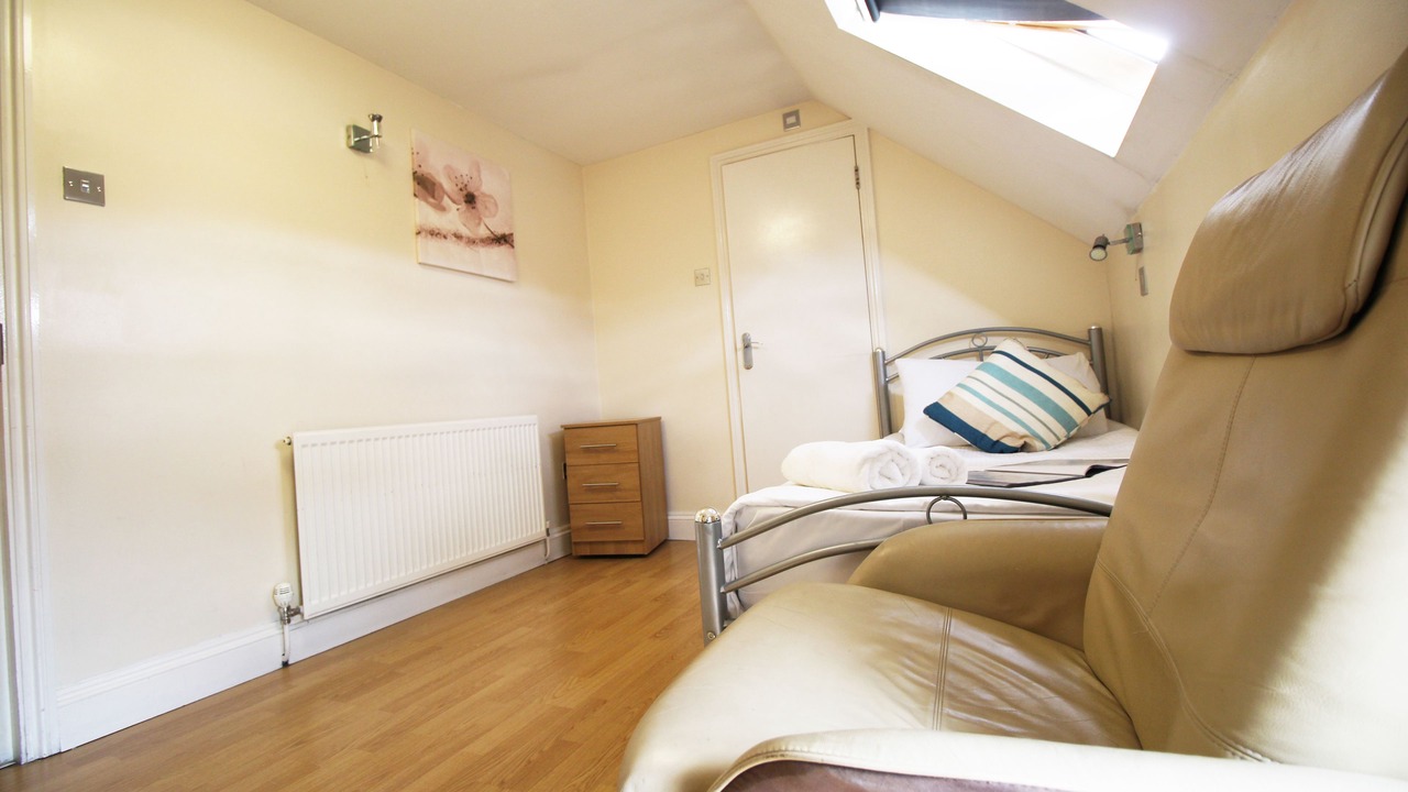 Photo of Bathroom in Tooting