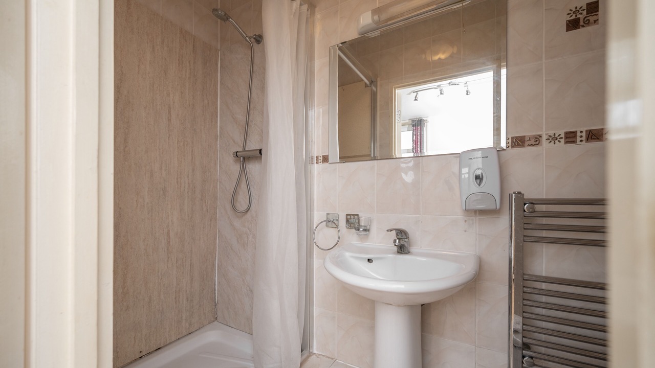 Photo of Others in Tooting