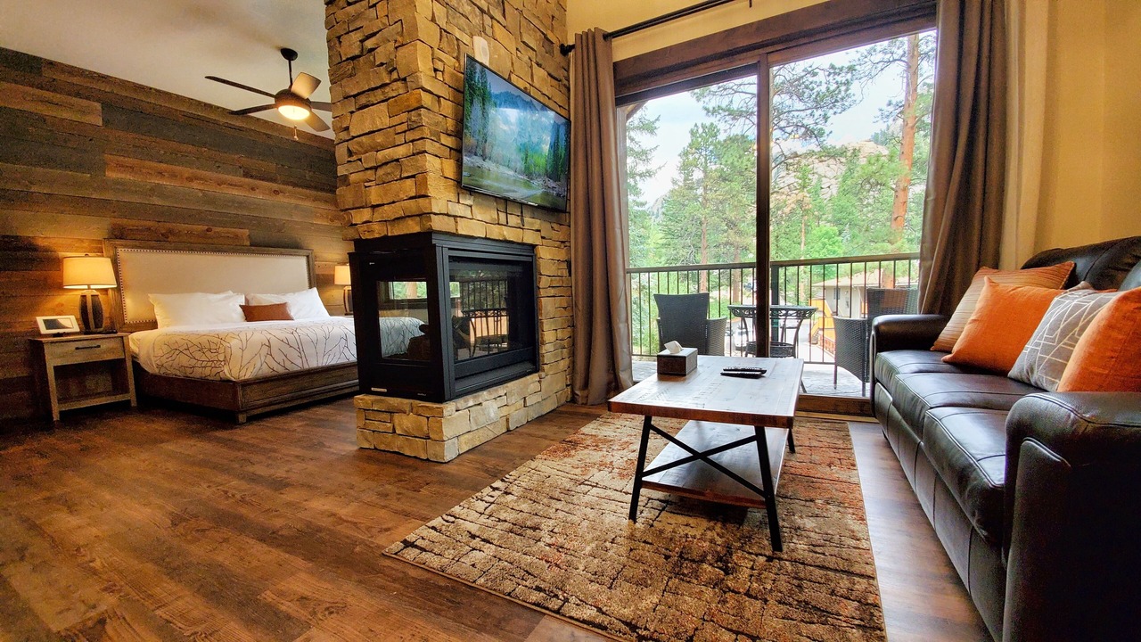 Photo of Livingroom in Estes Park