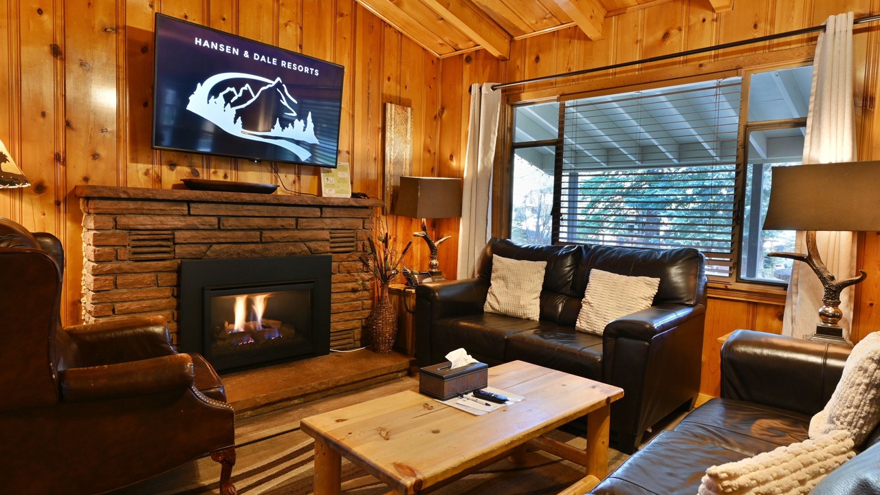 Photo of Livingroom in Estes Park