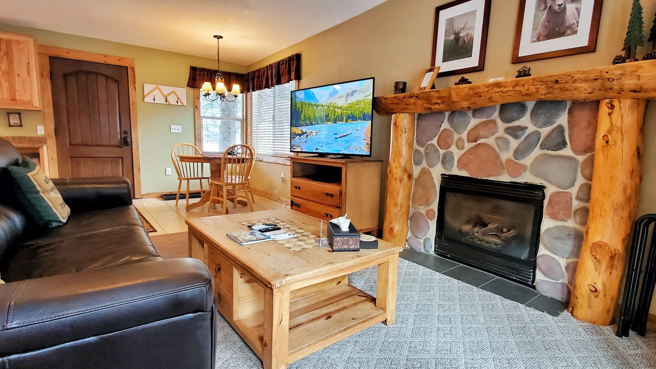 Photo of Livingroom in Estes Park