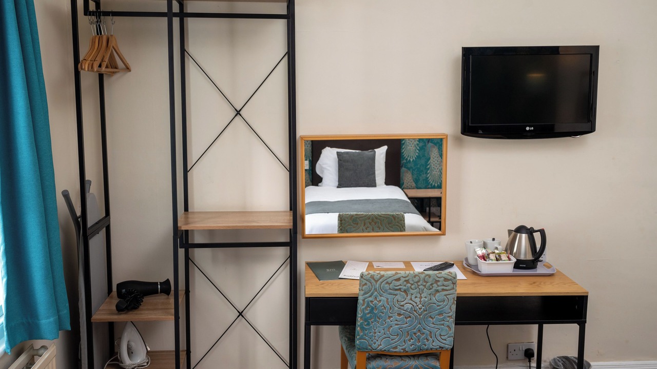 Photo of Livingroom in Tewkesbury