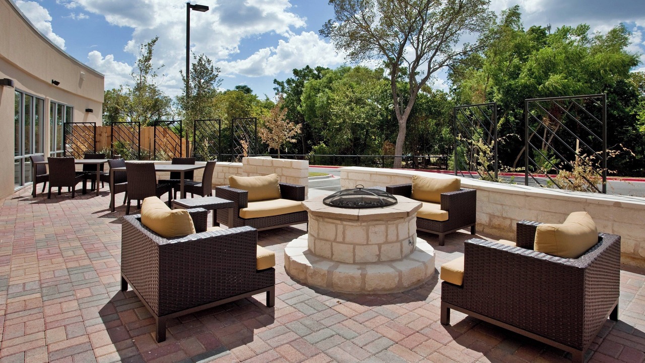 Photo of Patio Balcony in McNeil