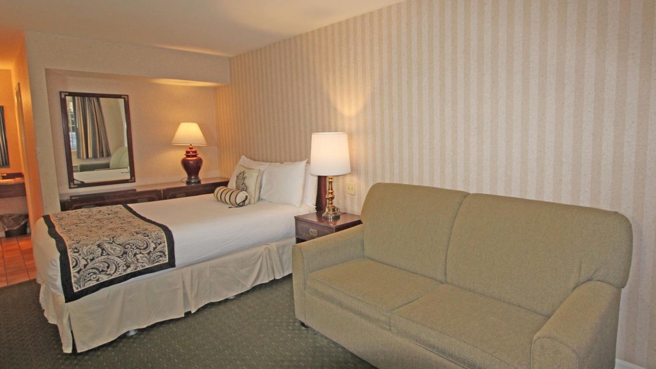 Photo of Others in Salem