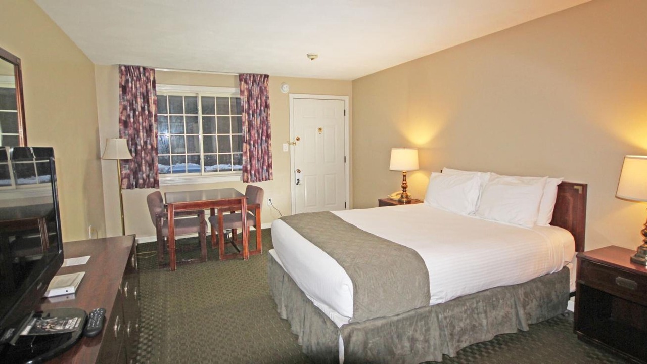 Photo of Others in Salem