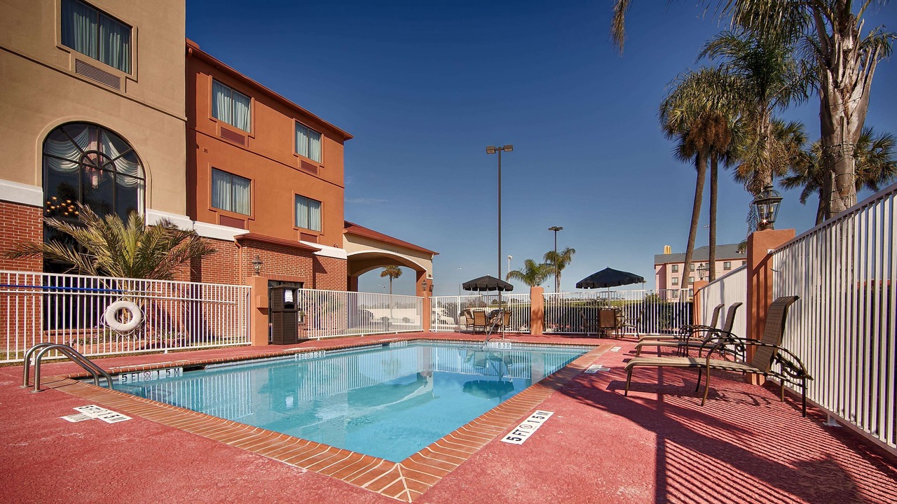 Photo of Outdoor in Orange