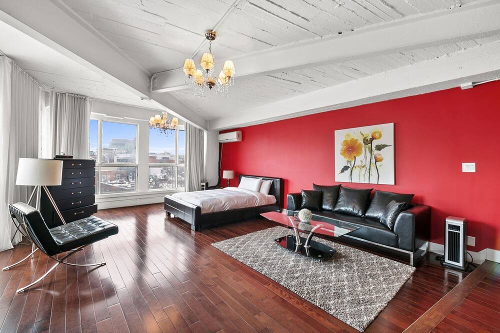 Photo of Bedroom in Latin Quarter