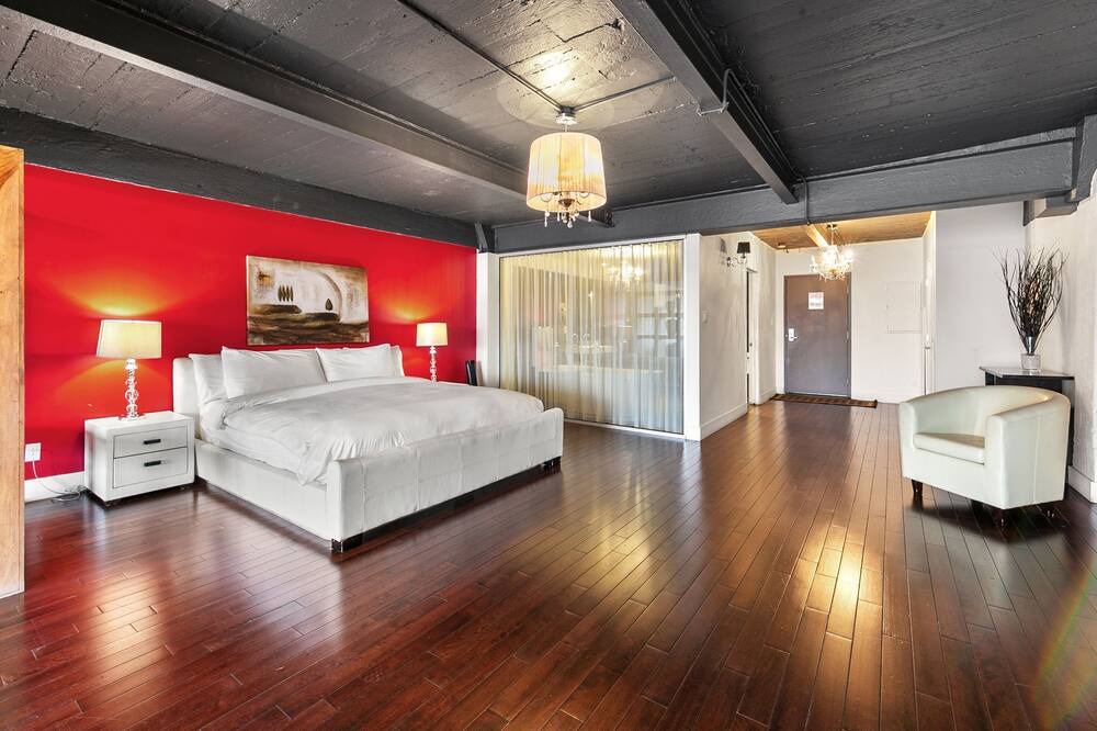 Photo of Bedroom in Latin Quarter