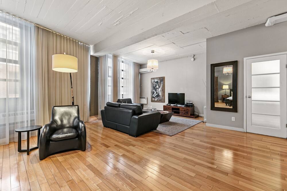 Photo of Livingroom in Latin Quarter
