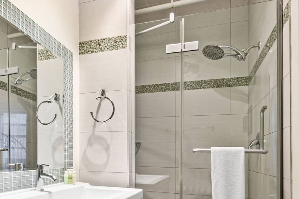 Photo of Bathroom in Latin Quarter