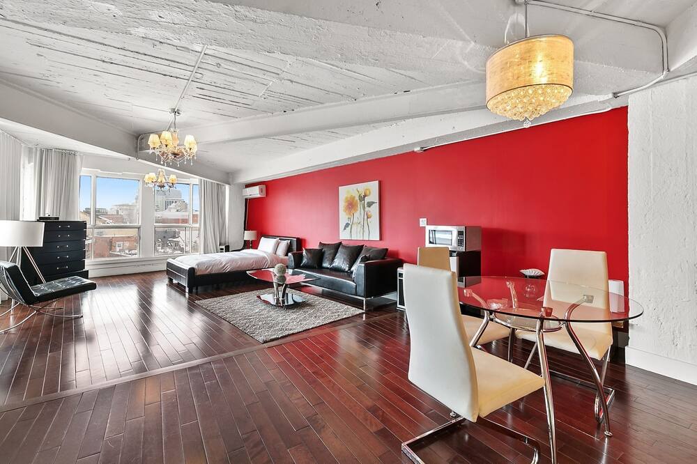 Photo of Bedroom in Latin Quarter
