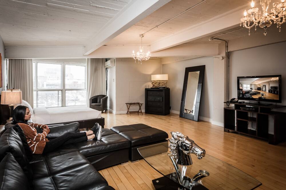 Photo of Bedroom in Latin Quarter