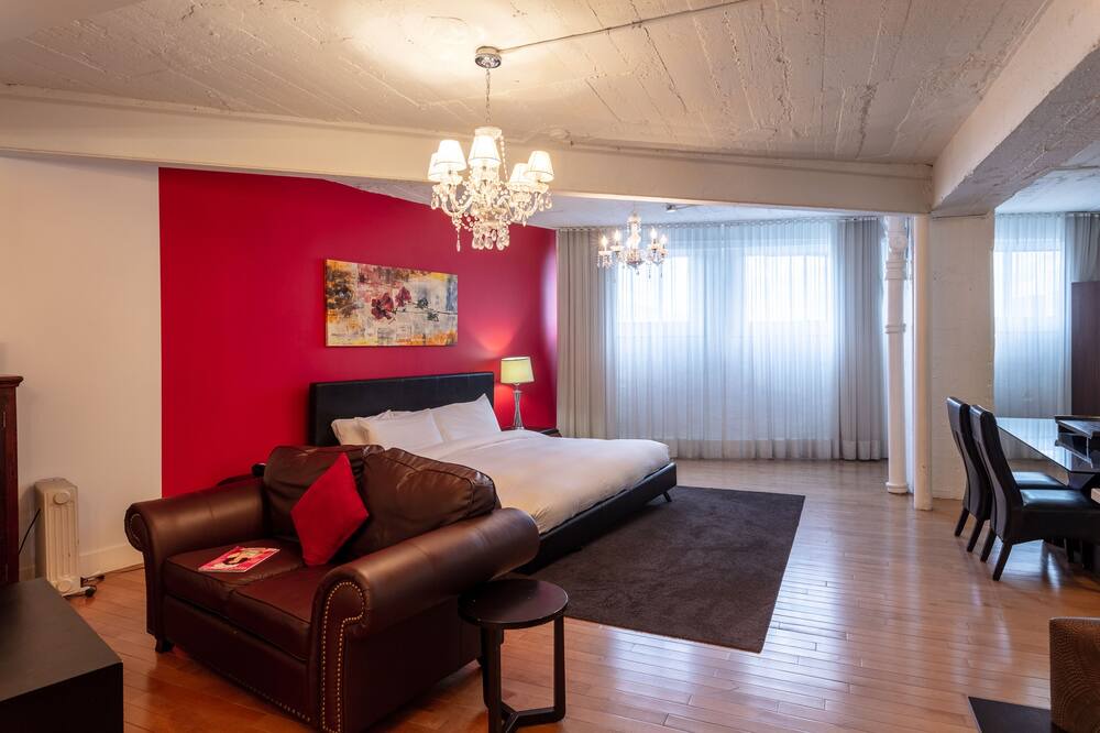Photo of Bedroom in Latin Quarter