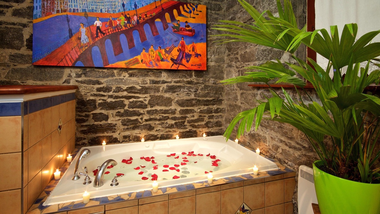 Photo of Bedroom in Downtown Montreal