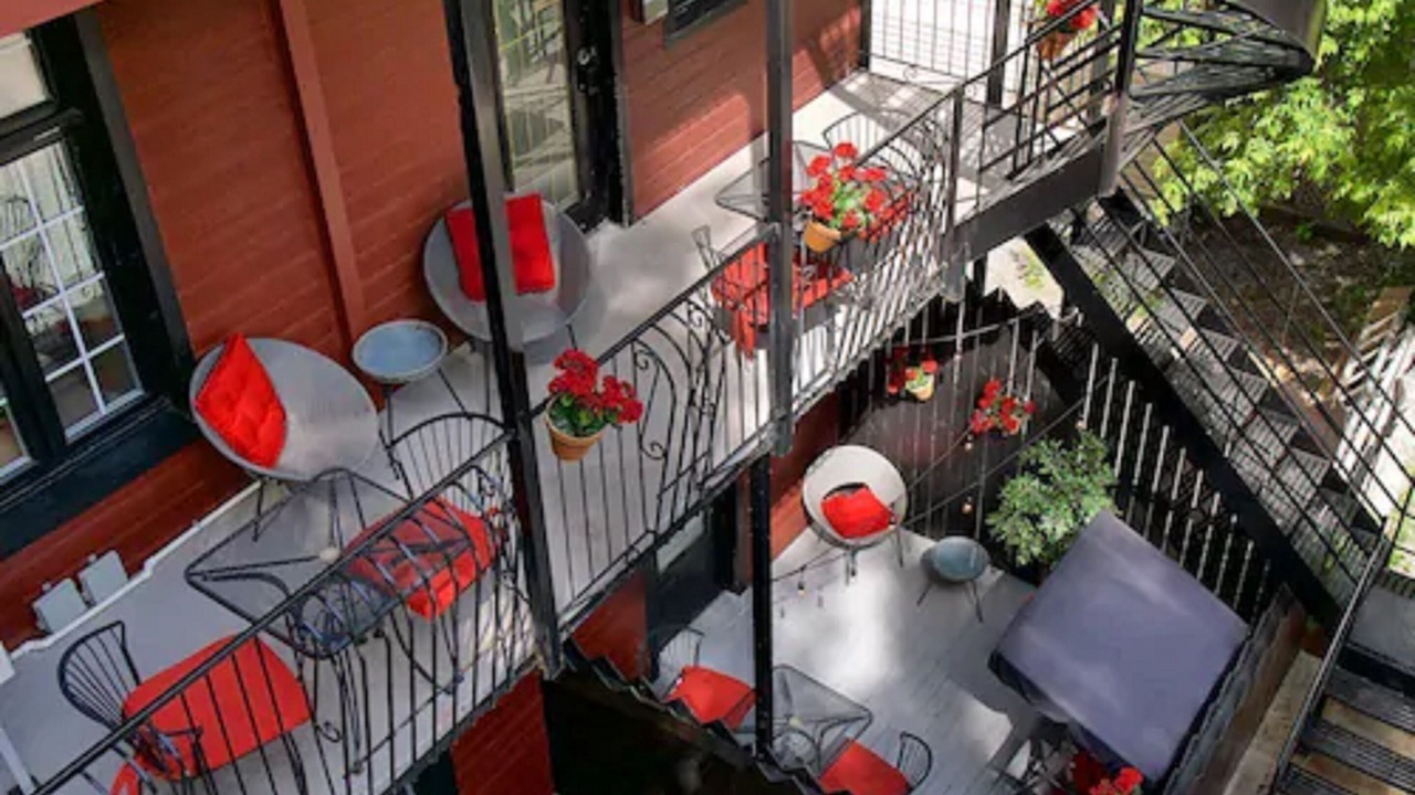 Photo of Patio Balcony in Downtown Montreal