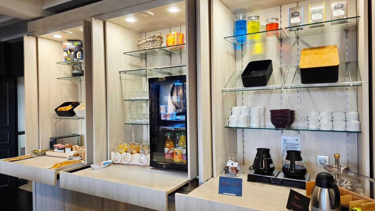 Photo of Others in Voves