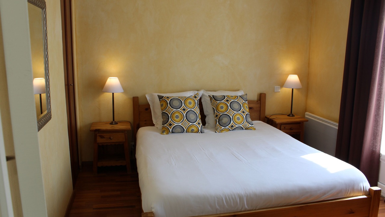 Photo of Bedroom in Voves