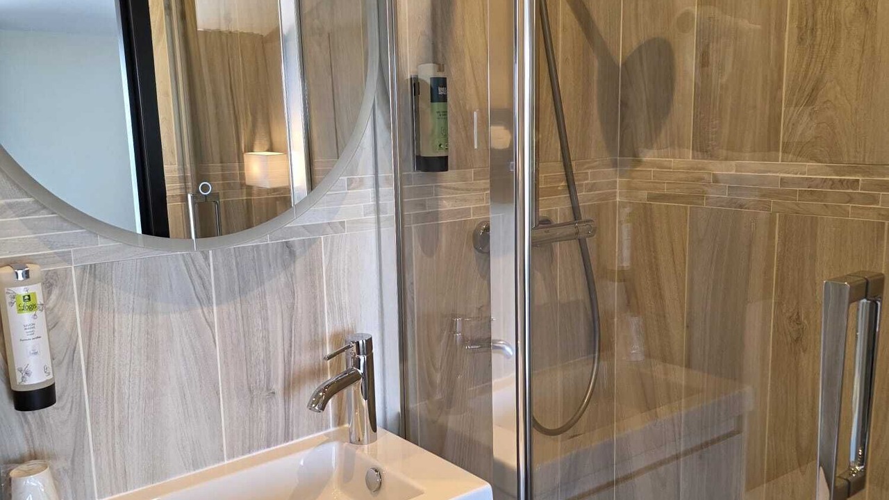 Photo of Others in Voves