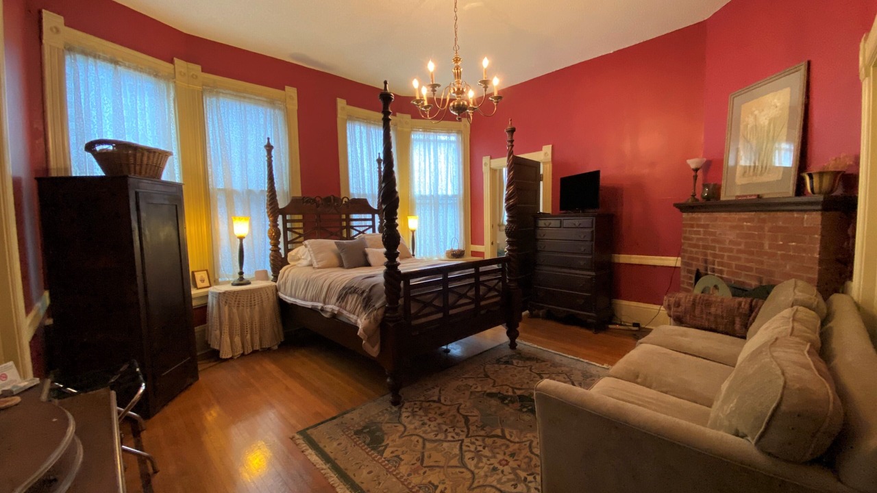 Photo of Bedroom in Olde Town Augusta