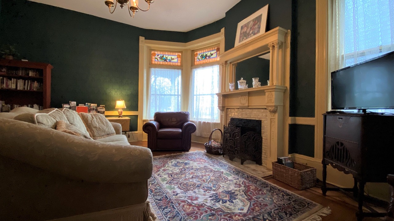 Photo of Livingroom in Olde Town Augusta