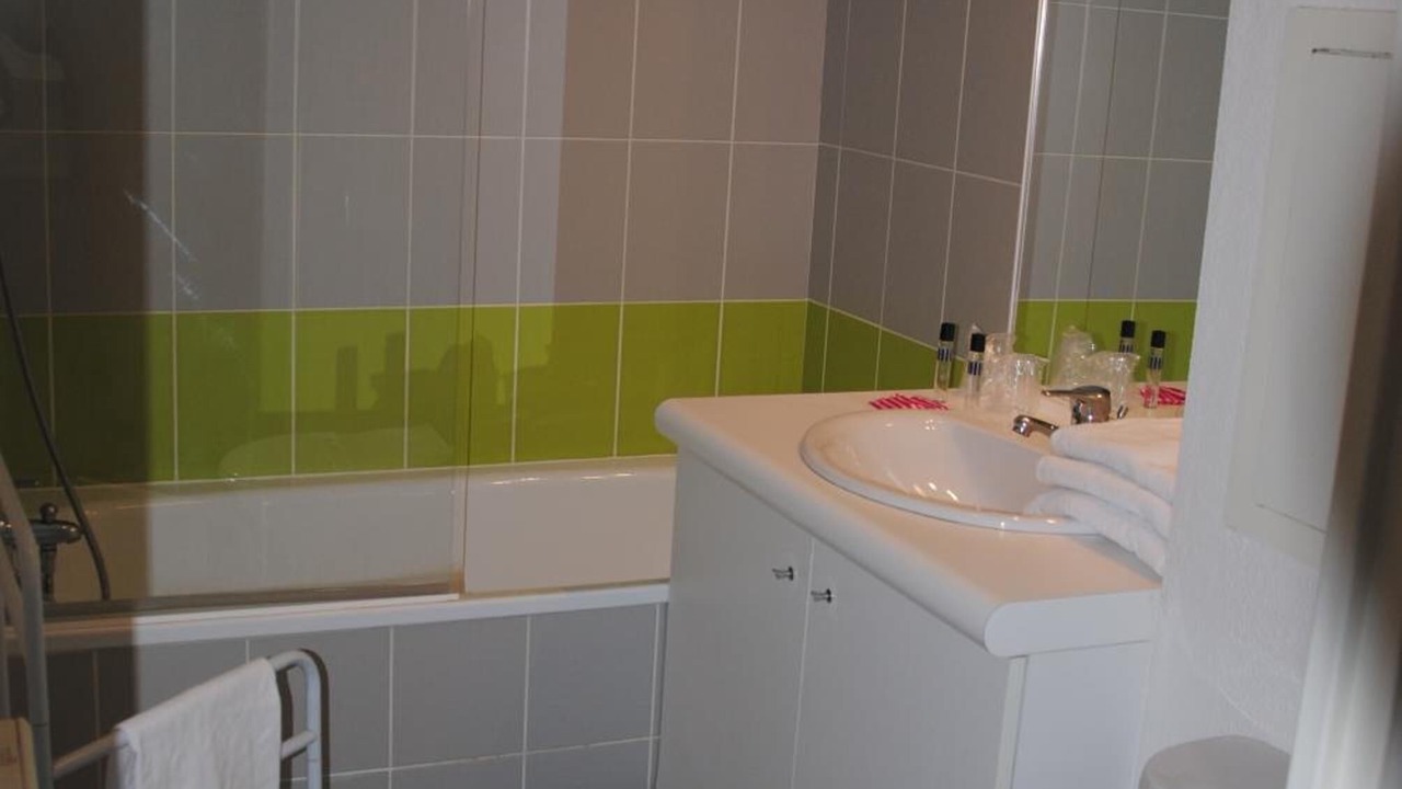 Photo of Bathroom in Saint-Pierre - Rene II - Bonsecours