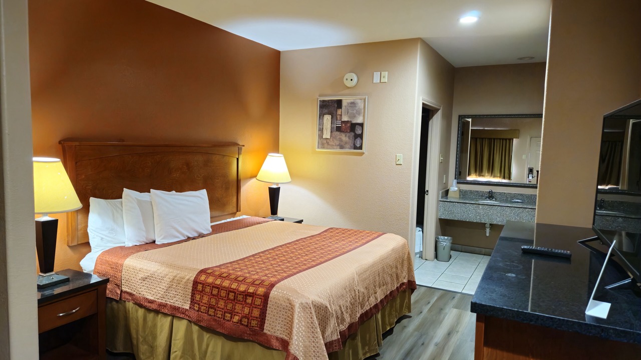 Photo of Bedroom in Hearne
