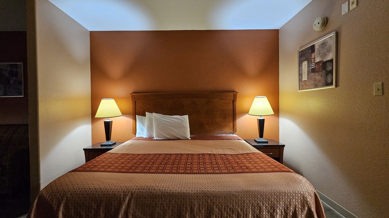Photo of Bedroom in Hearne