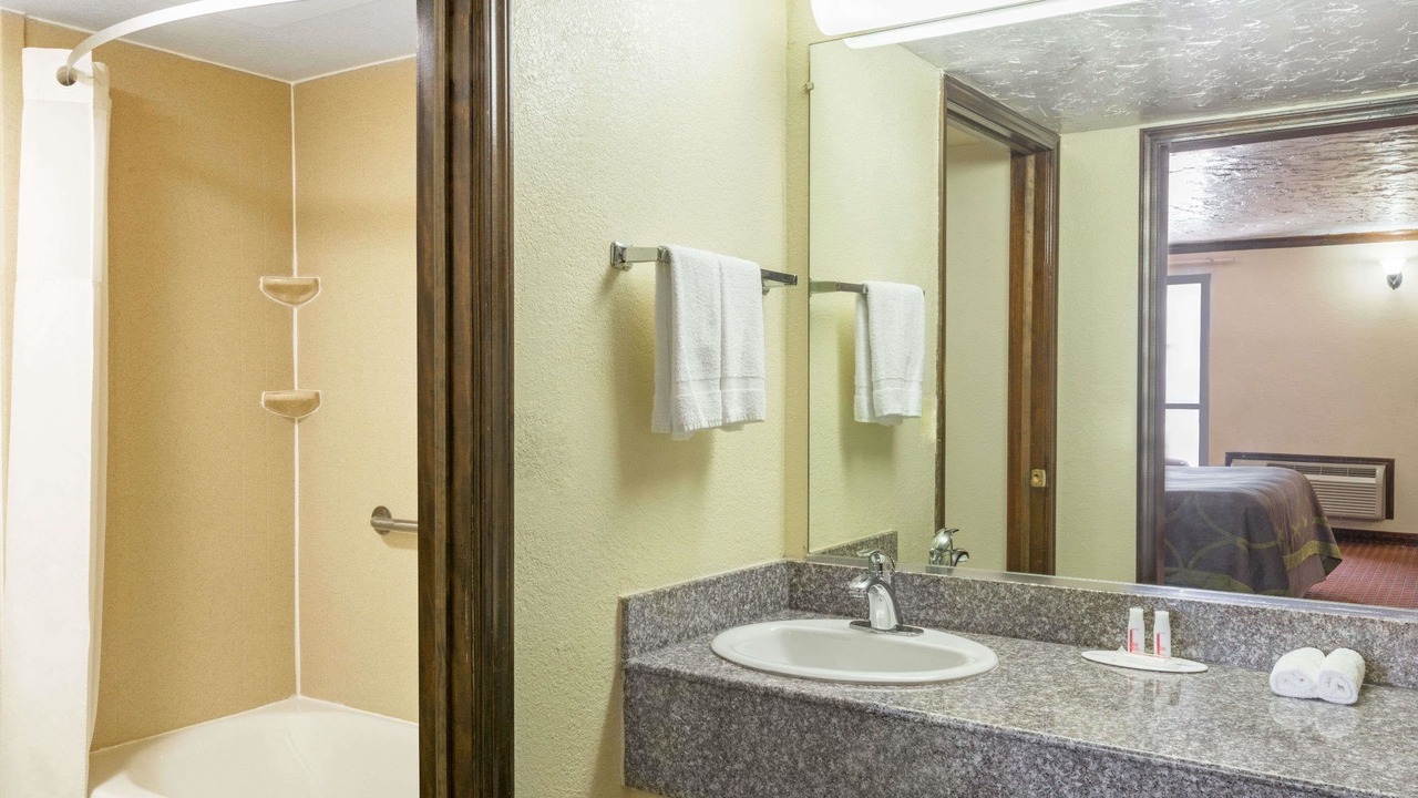 Photo of Bathroom in Enid