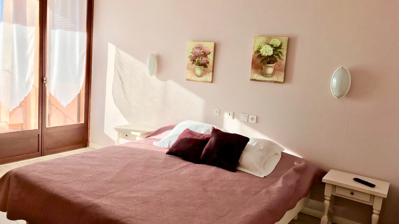 Photo of Bedroom in Portigliolo